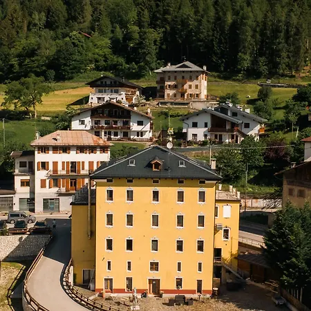 Hotel Cador
